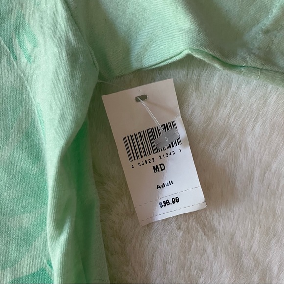 Walt Disney World T-Shirt, NWT - Picture 4 of 5